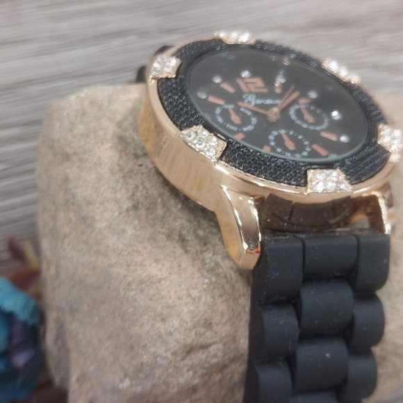 Unisex Bracelet Watch Black Gold Tone Soft Flexible Silicone Band Wristwatch - Picture 4 of 14